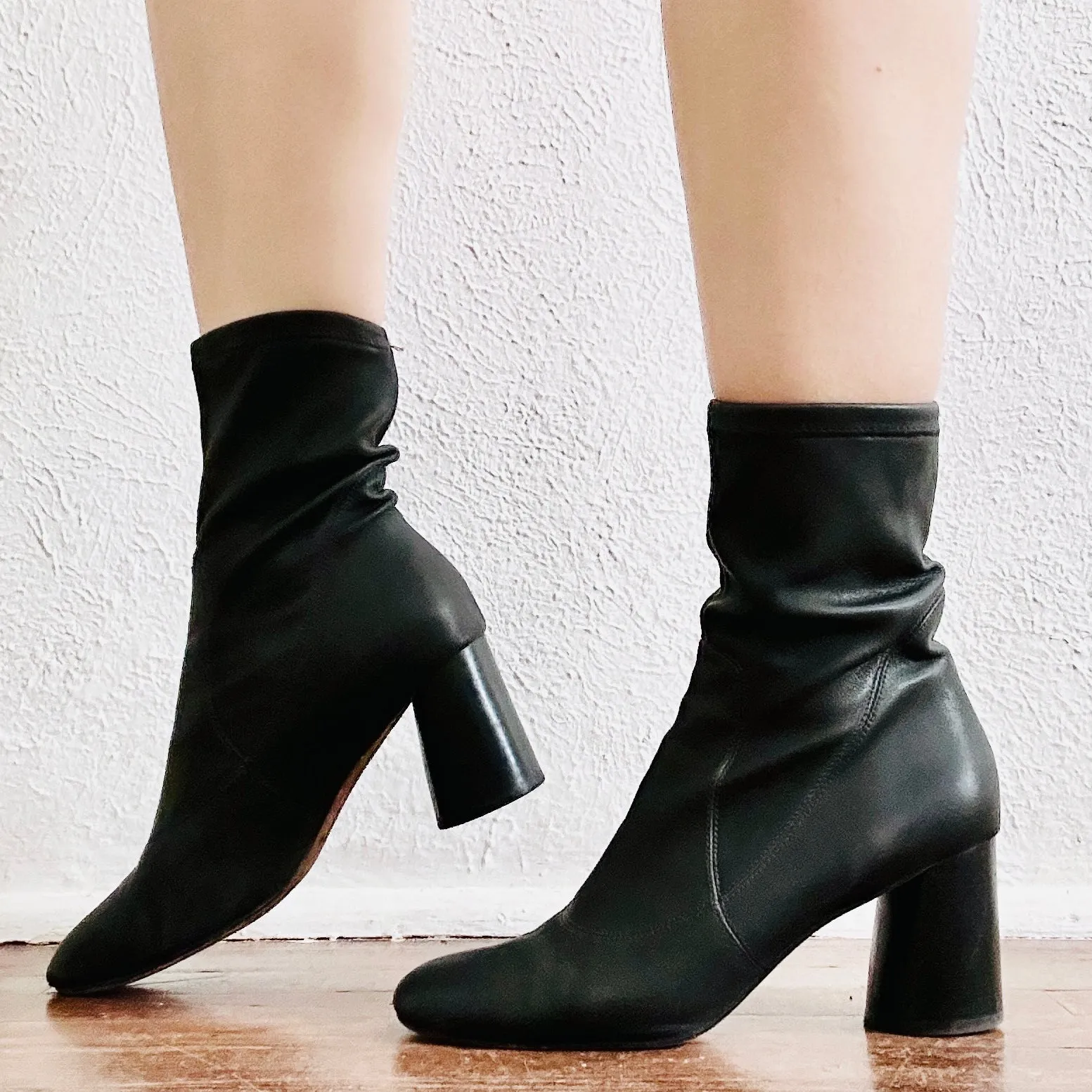DONALD PLINER GISELE BOOTS  // SIZE 7.5