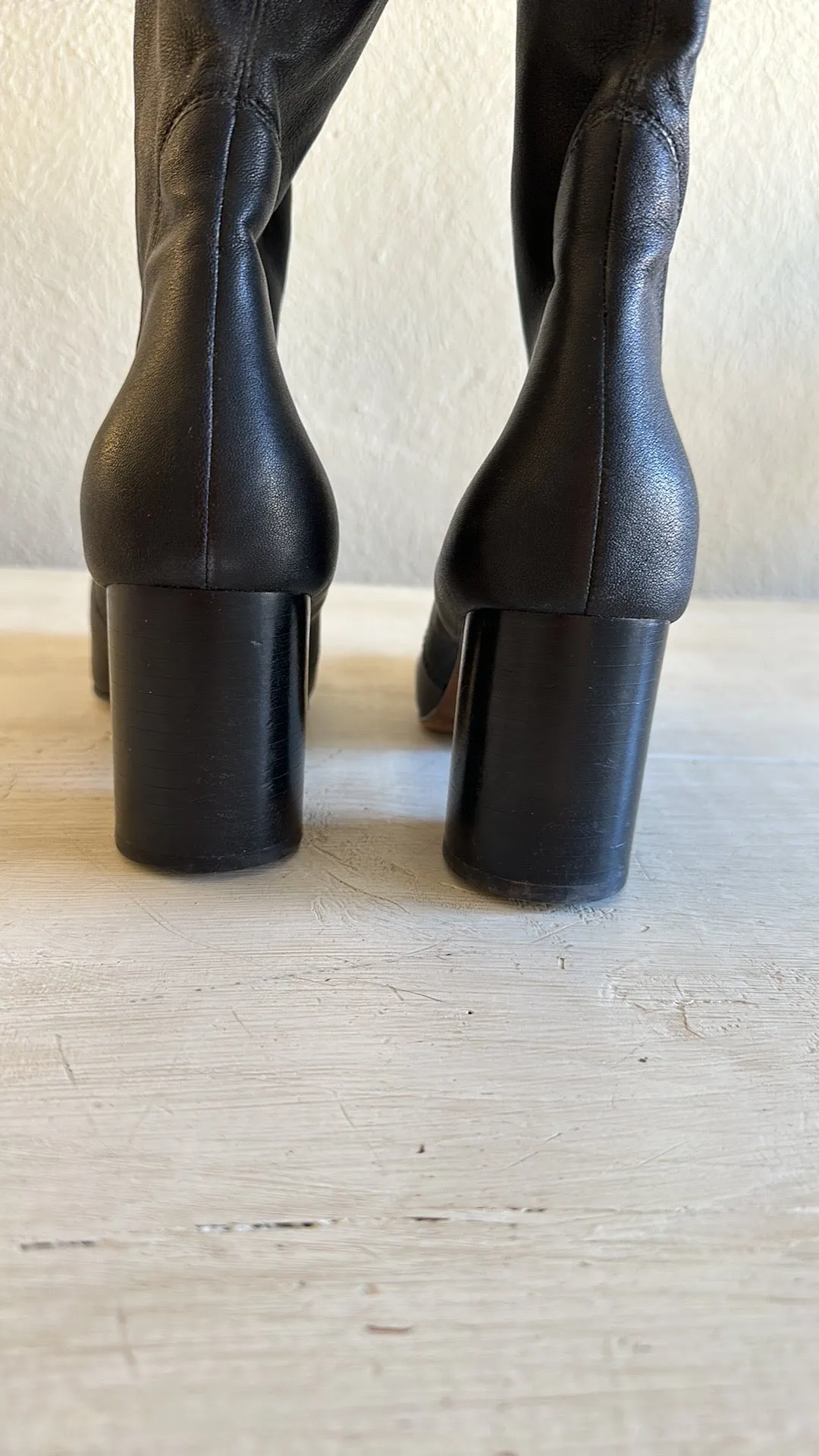 DONALD PLINER GISELE BOOTS  // SIZE 7.5