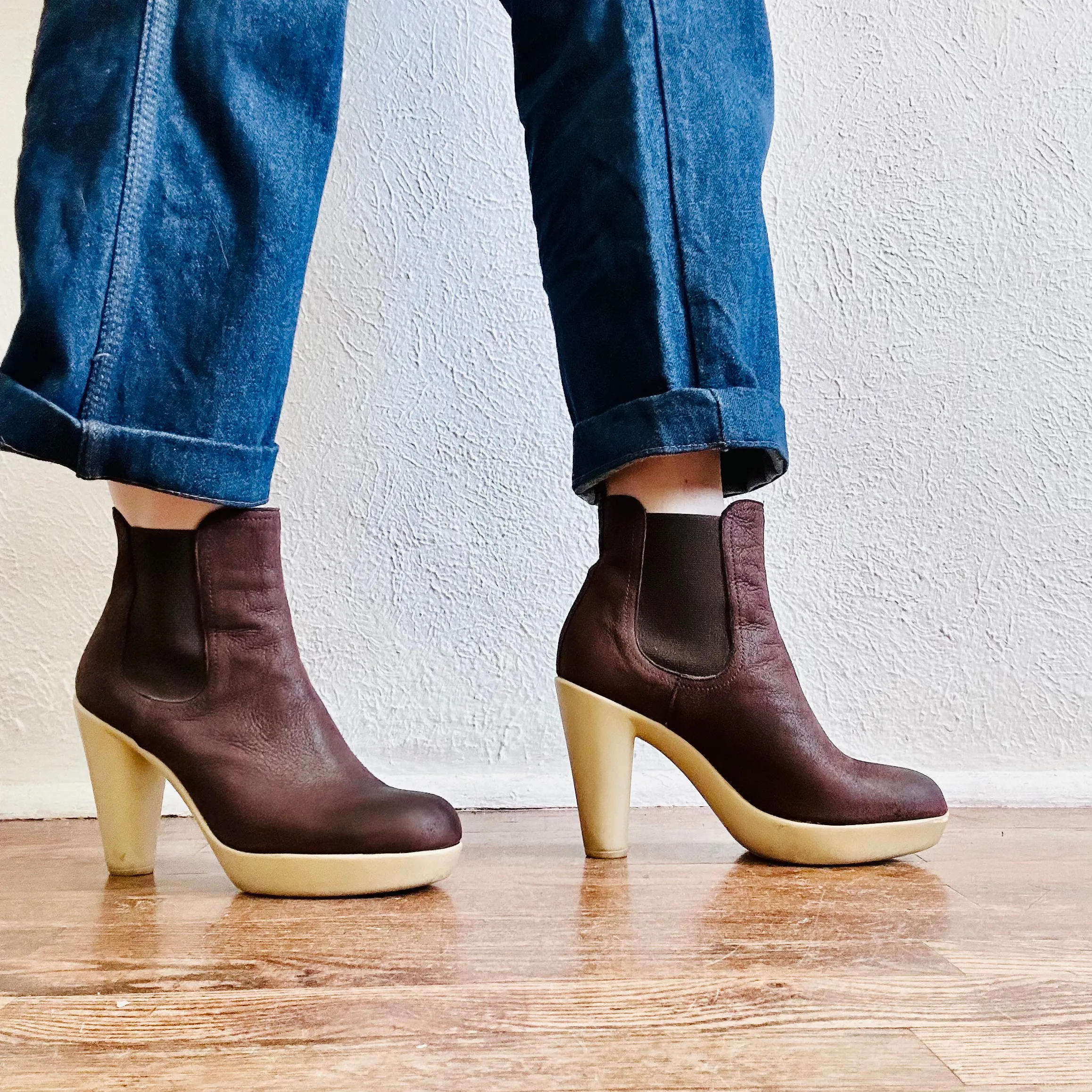 LANVIN LEATHER PLATFORM ANKLE BOOTS  // SIZE 7.5