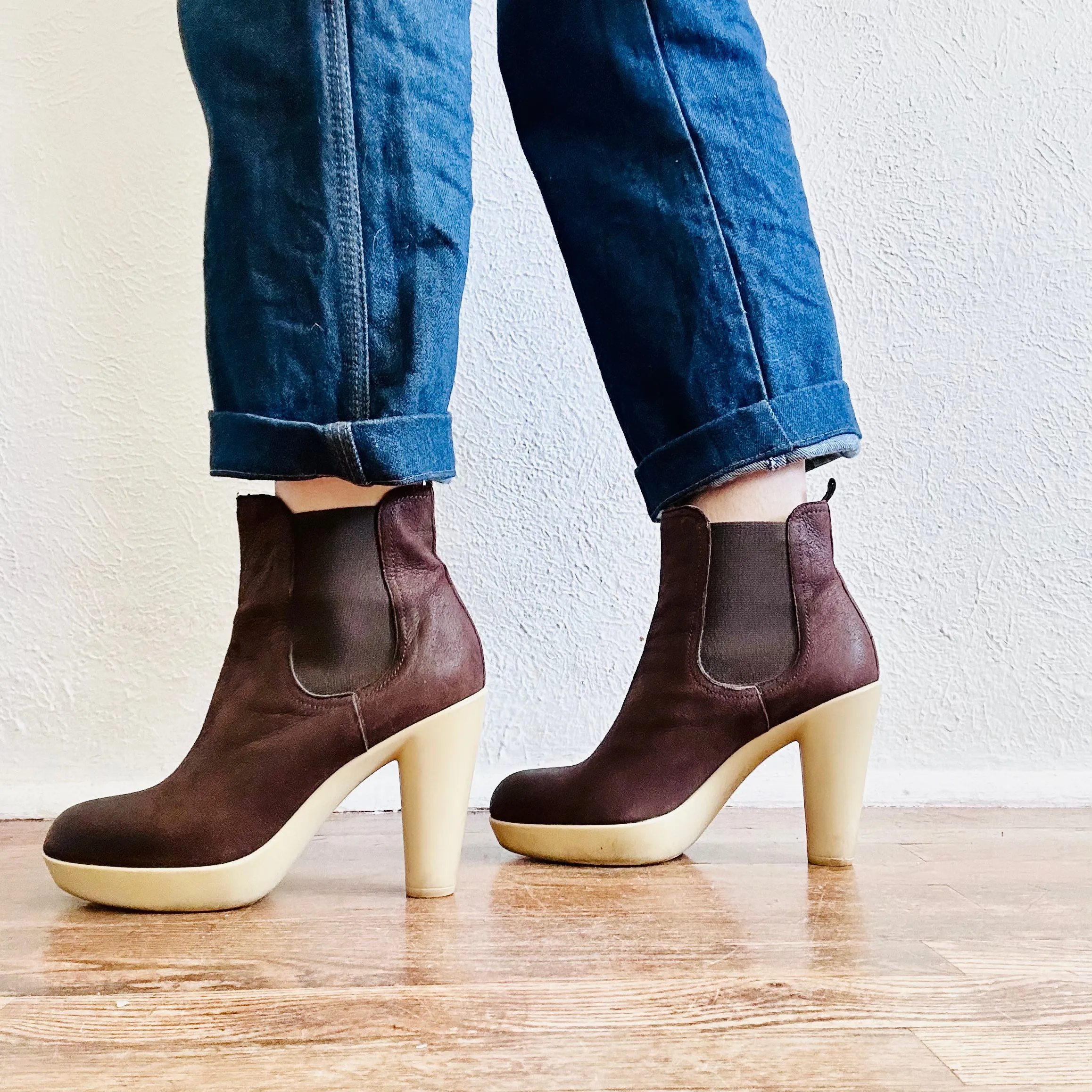 LANVIN LEATHER PLATFORM ANKLE BOOTS  // SIZE 7.5