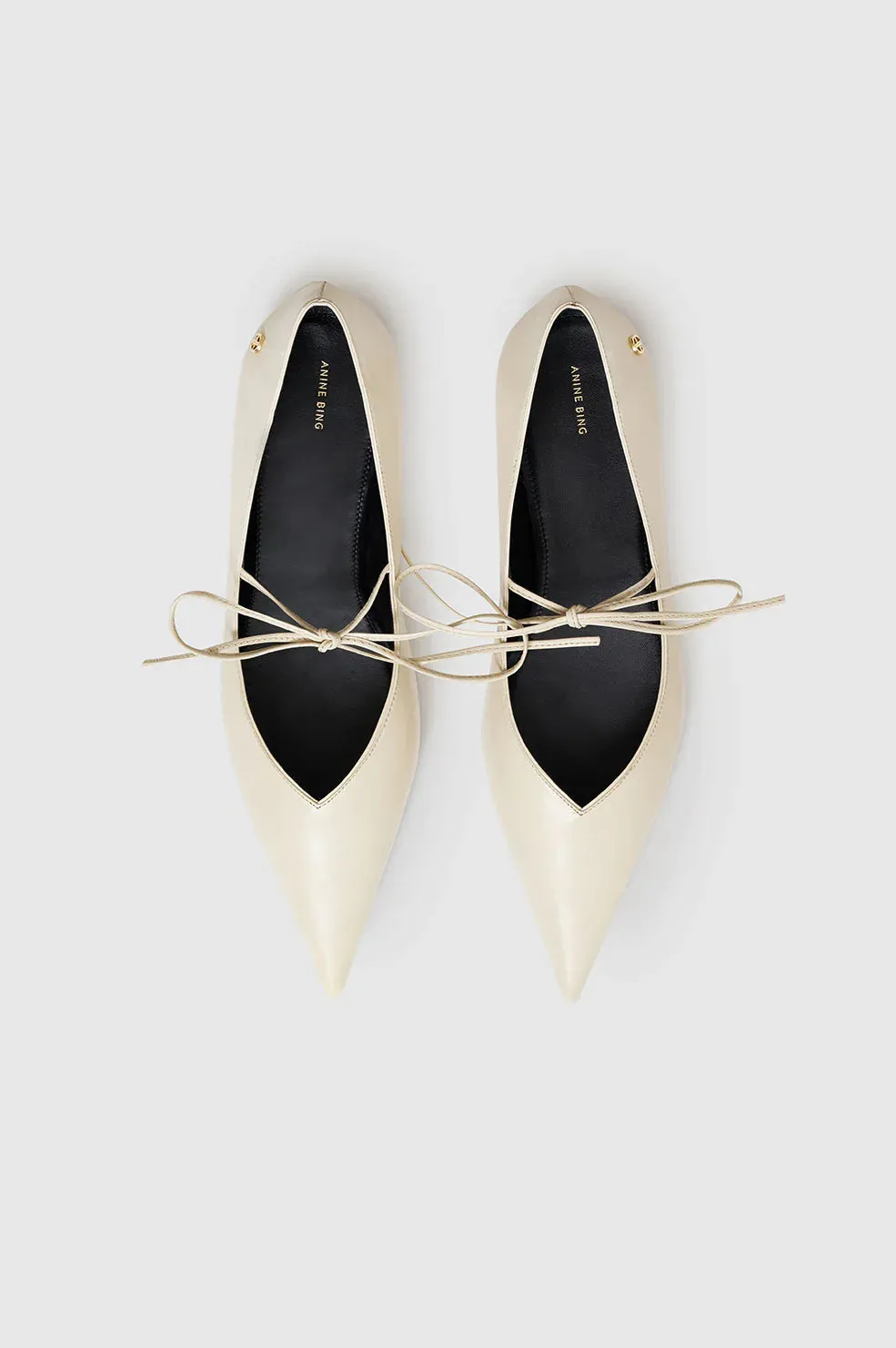 Nikki Flats | Ivory