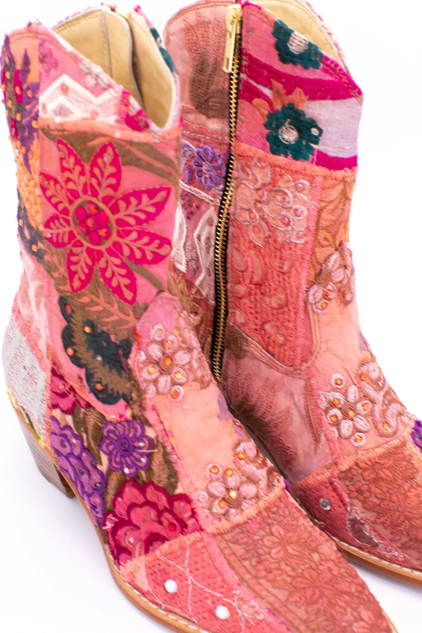 SUNNY DAYS BOOTS EMBROIDERED PATCHWORK